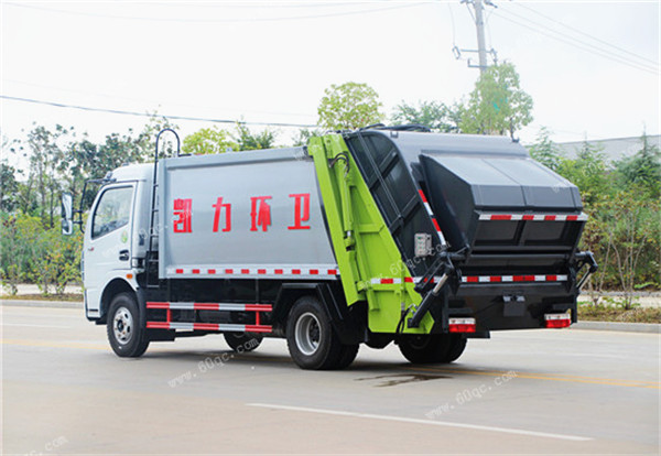 國五東風(fēng)7方壓縮式垃圾車