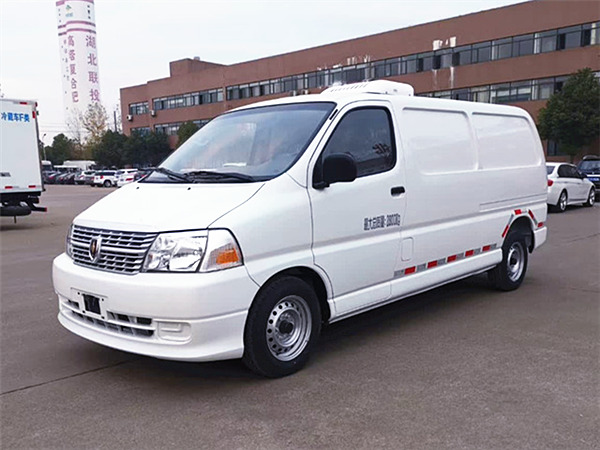 金杯快運面包冷藏車
