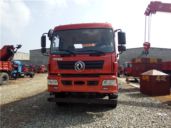 東風(fēng)單橋石煤8噸隨車(chē)吊
