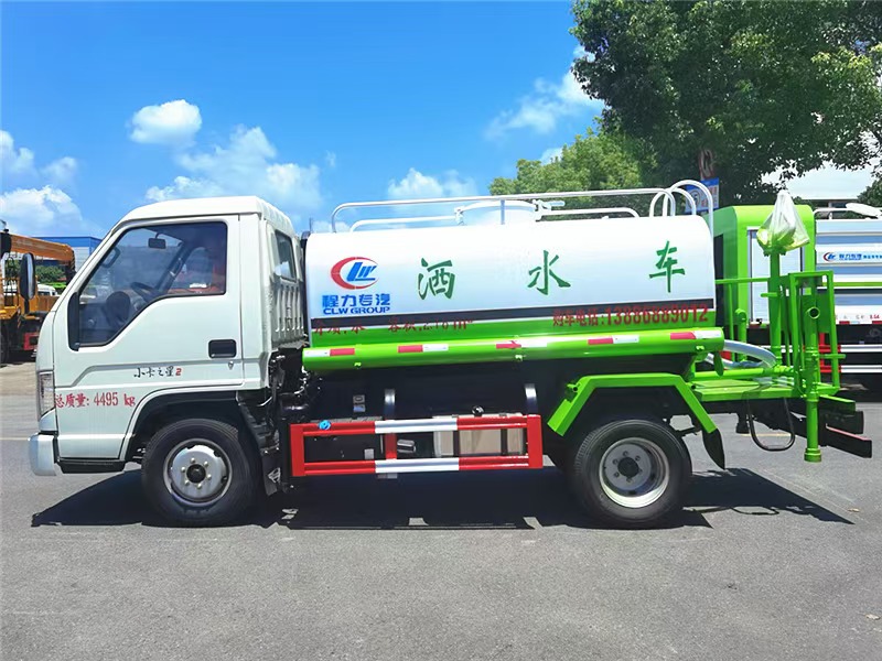 福田時代藍(lán)牌灑水車