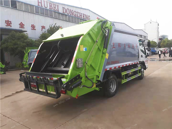 江淮5方壓縮式垃圾車(chē) 江淮5方壓縮式垃圾車(chē)