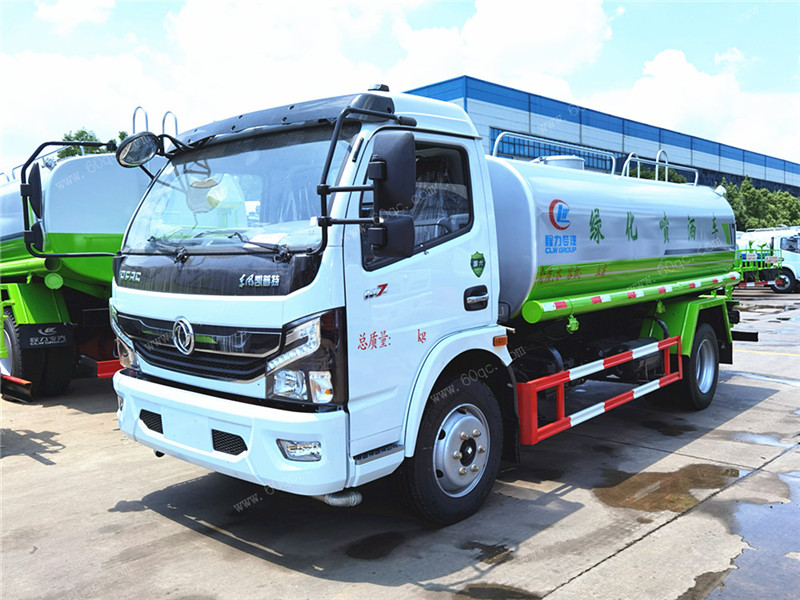 東風(fēng)凱普特K7灑水車(chē)