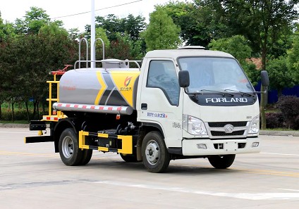 國六福田時代小卡之星藍(lán)牌2.7噸灑水車