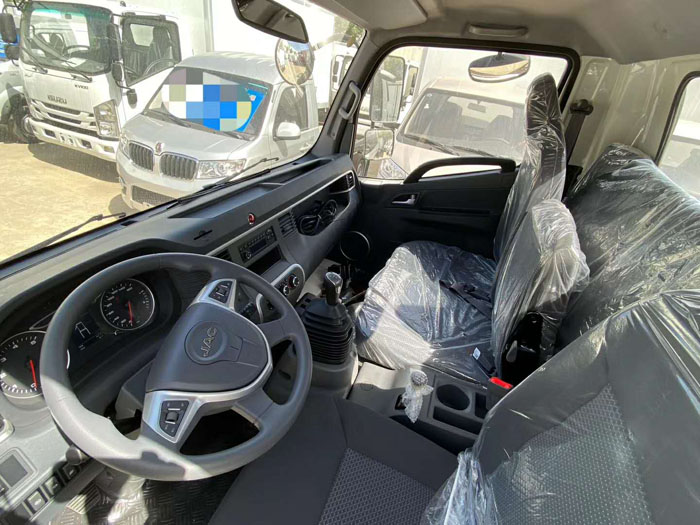 江淮駿鈴V6國六冷藏車