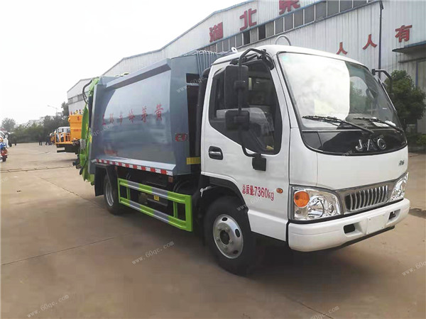 江淮5方壓縮式垃圾車(chē) 江淮5方壓縮式垃圾車(chē)